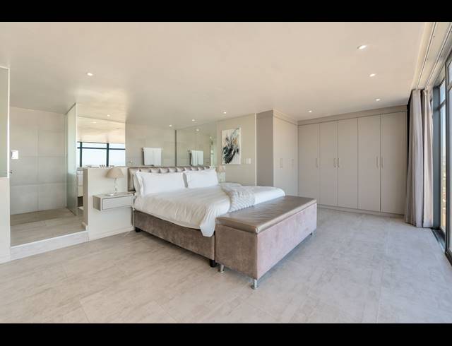 4 BEDROOM PENTHOUSE FOR SALE IN WAVES EDGE